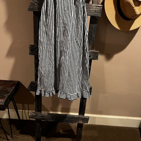 Who What Wear Black & White Stripe Midi Dress Size Small - Picture 3 of 8